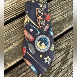 Nicole Miller Rollerblade Skateboard Hockey Sneakers Sports Tie Silk Vintage 90s